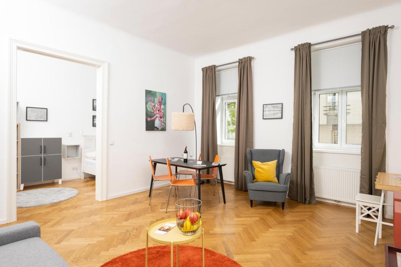Luxury Suites Liechtenstein Wenen Buitenkant foto