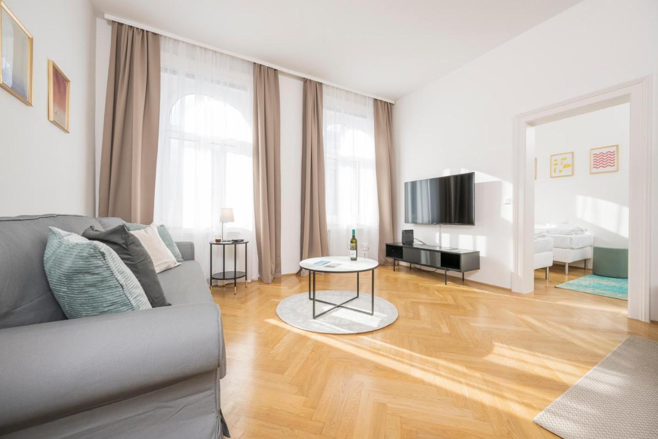 Luxury Suites Liechtenstein Wenen Buitenkant foto